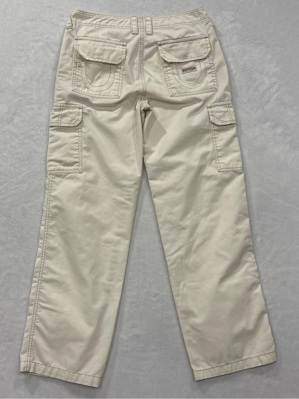 True Religion Ivory Straight Leg Cargo Pants Men’s Size 28